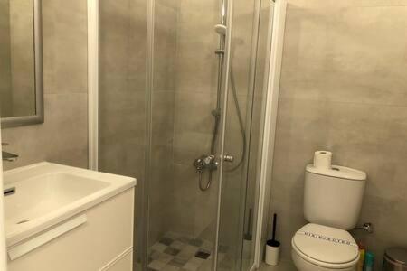 Kings Palace - Superb 2 Bed Ground Floor Apartment Paphos Extérieur photo
